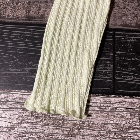 NEW BP. Long Sleeve Crop Top Women’s Size Small Light Green Cotton Stretch - Picture 2 of 9